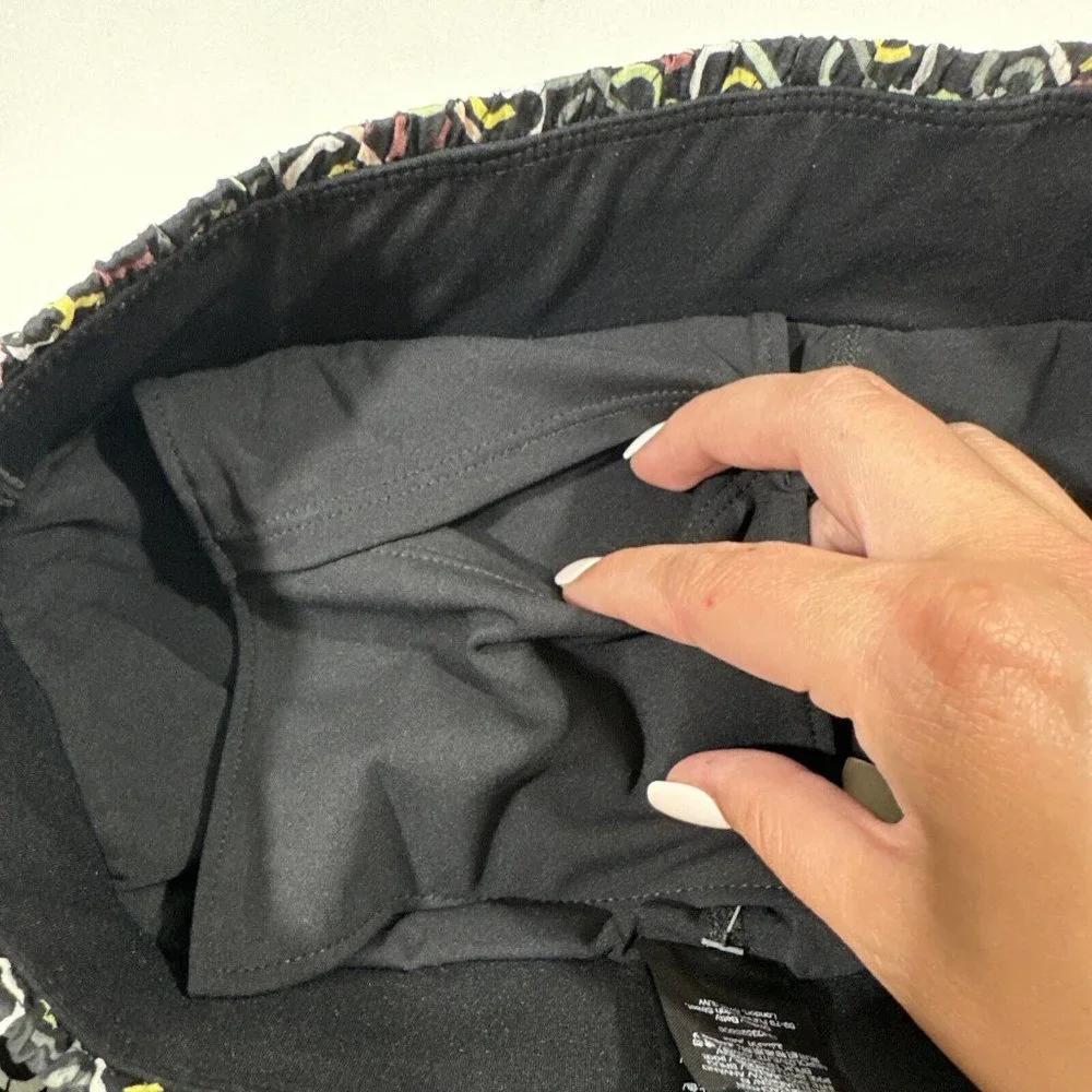 NWT‎ $98 SWEATY BETTY [ Small 6 ] Slip Stream Running Shorts In Black SB #5686